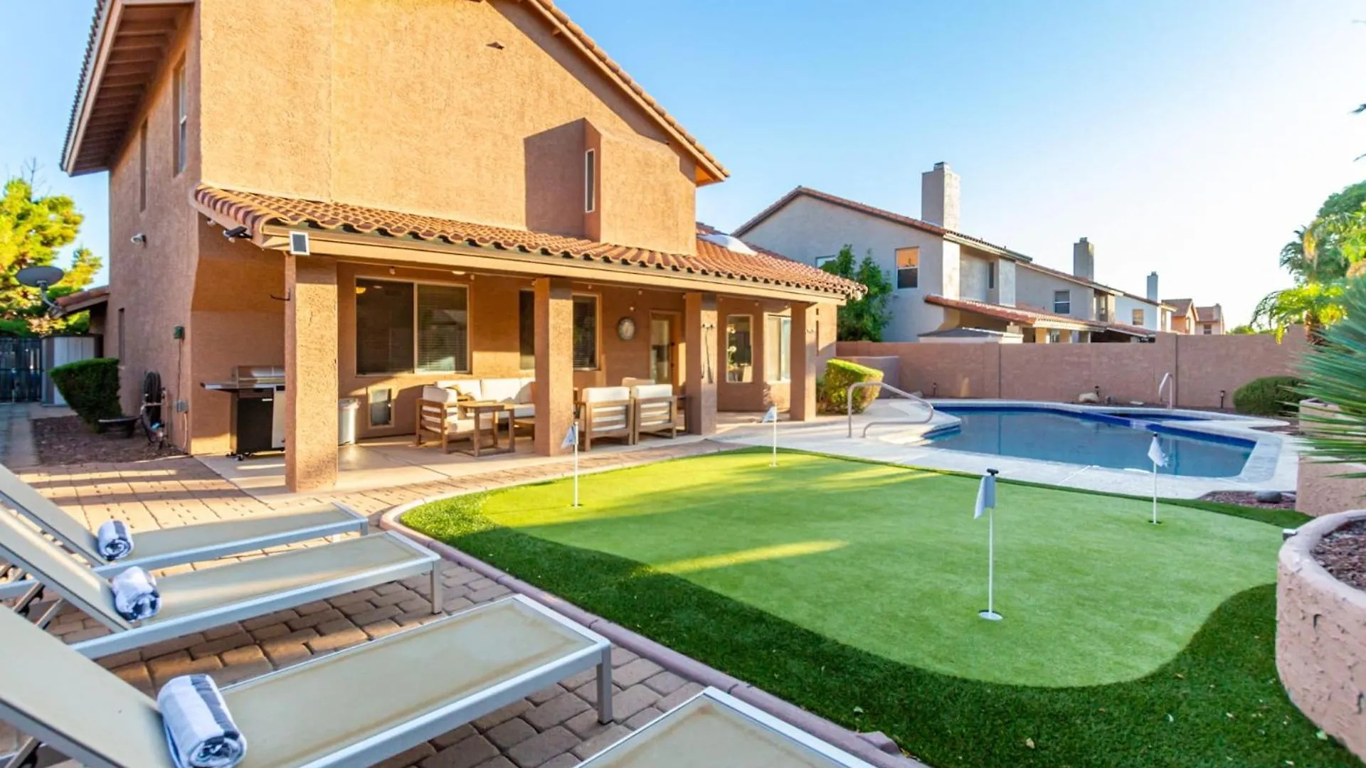 Holiday home New Paradise Park Htd Pool Spa Games Bbq Phoenix